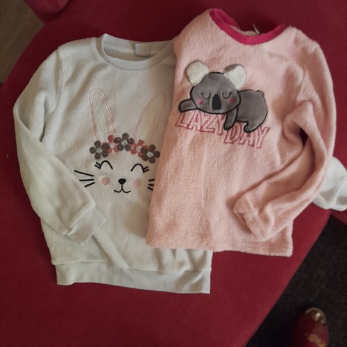 Set bestehend aus - , 2